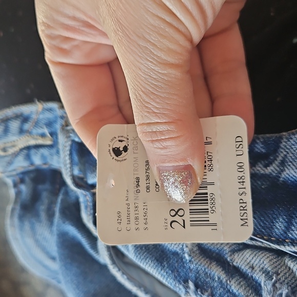 Free PEOPLE Distressed Blue Tattered  Jeans. Sz 28 New - Picture 2 of 4